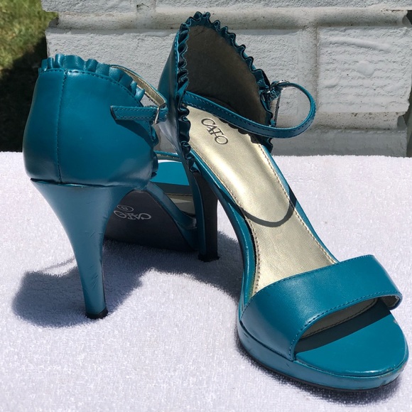 Shoe - Picture 5 of 8